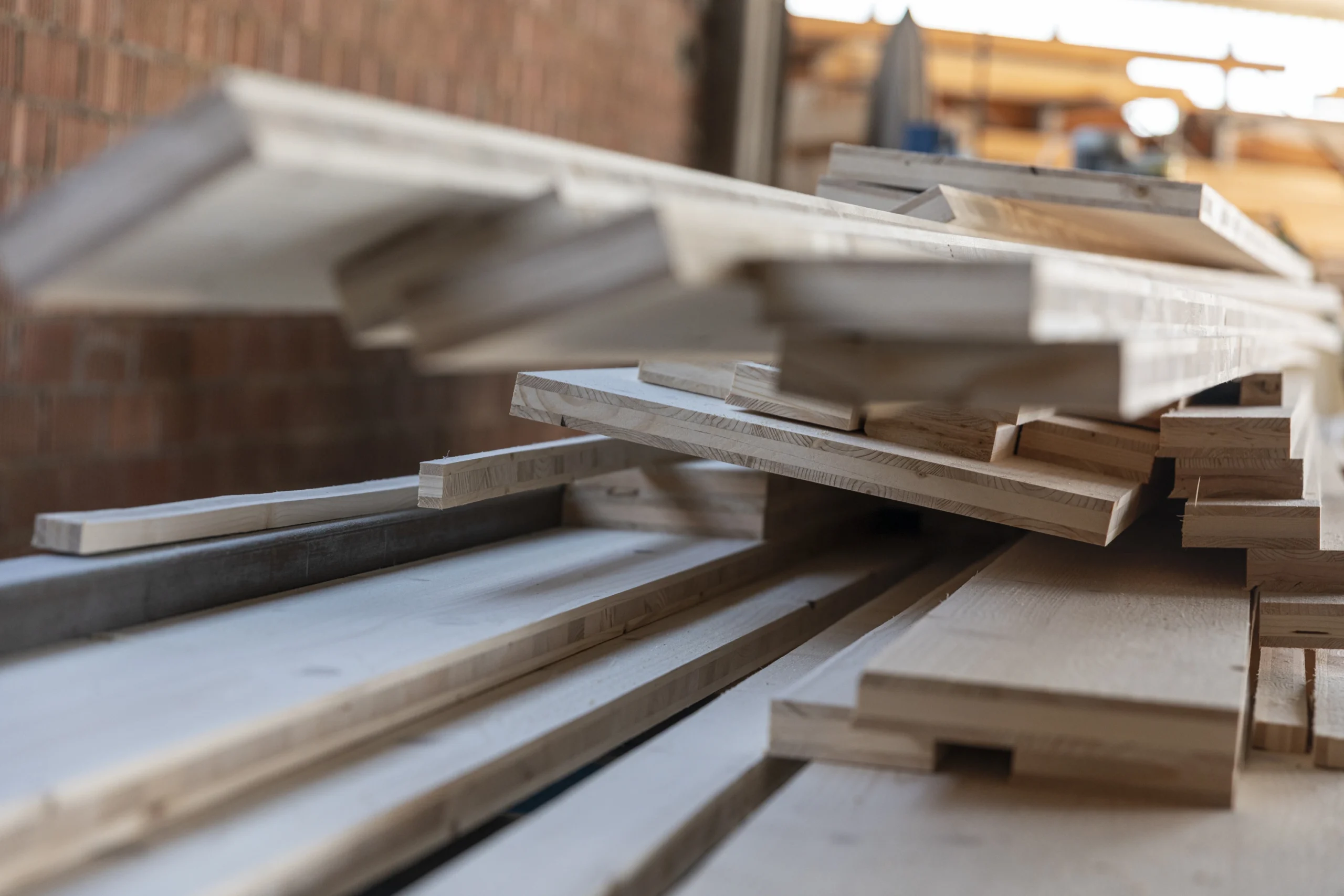 Assi di legno utilizzate all'interno della carpenteria Miglierina e Miglio